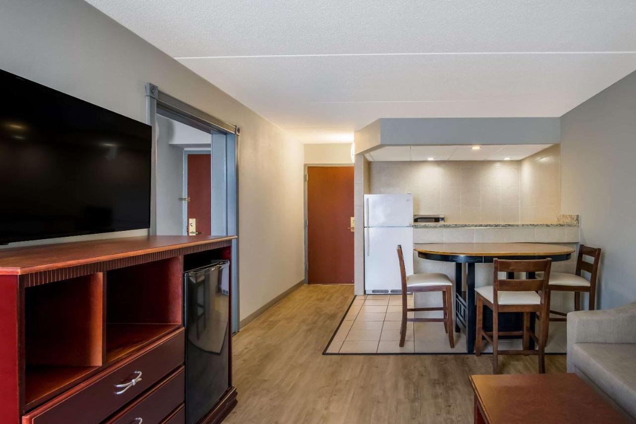Hotel Clarion & Airport